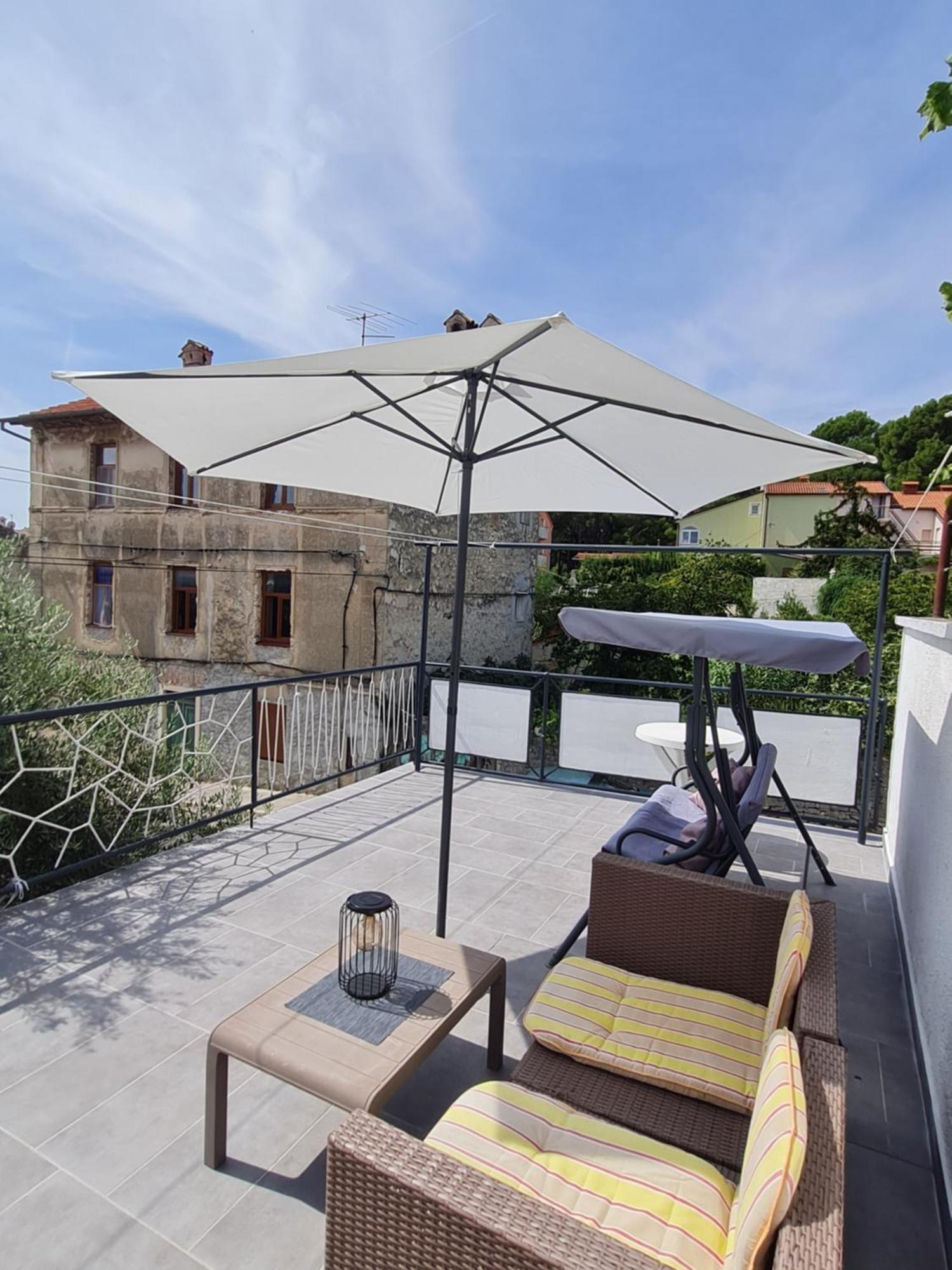 Studio Apartment City With Free Parking Pula Exteriér fotografie